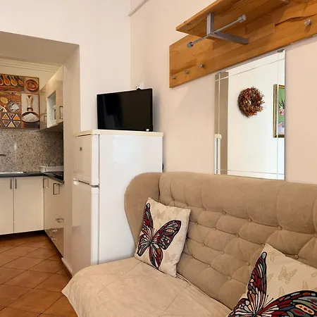 Apartments Prague Apartment *